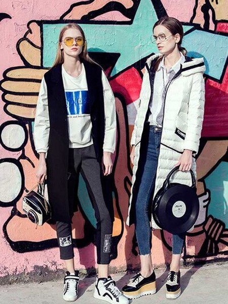 ​聚汇女装2021秋冬季