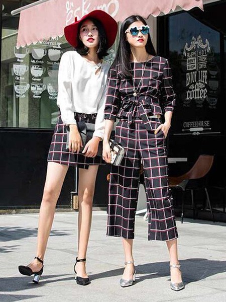 ​聚汇女装2021秋冬季