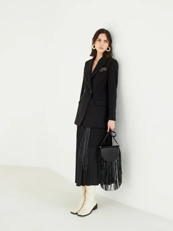 玛塞莉2021秋冬季黑色纯色大衣