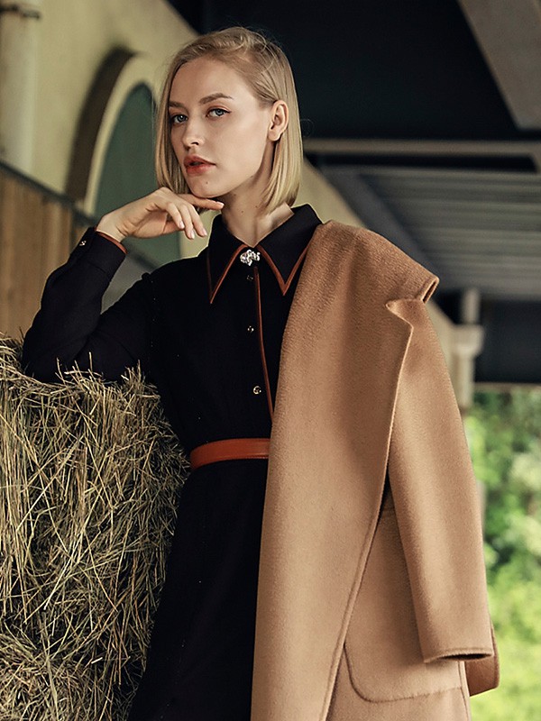 露·玛莉先2021秋冬季卡其色纯色大衣