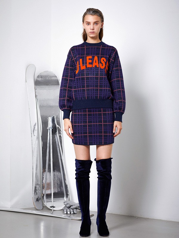 尤缇女装2021秋冬季紫色字母套装