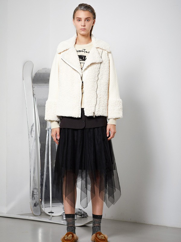 尤缇女装2021秋冬季白色纯色外套