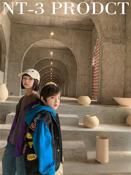 拾恩初＆番薯片2021秋冬季黑色印花马夹