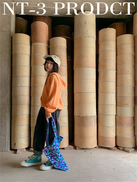 拾恩初＆番薯片2021秋冬季橙色纯色卫衣