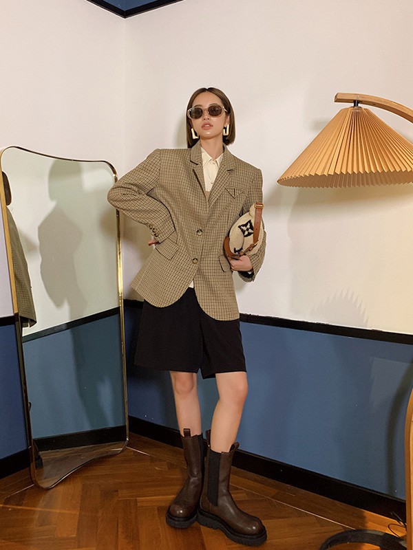 AUDREYWANG女装2021秋冬季黑色纯色短裤