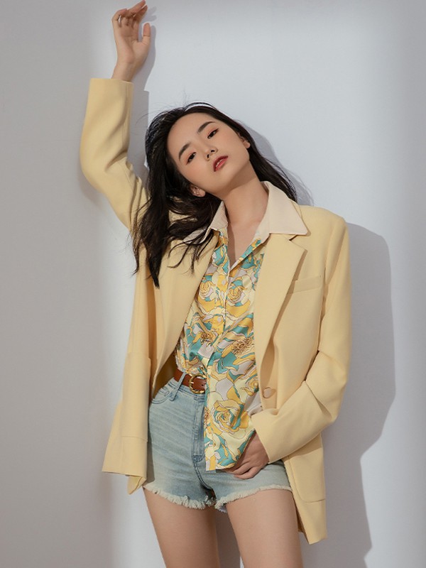 Kira&Yanng女装2021秋冬季浅蓝色纯色短裤