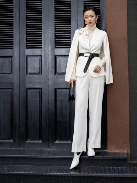 右立方2021秋冬季白色纯色阔腿裤