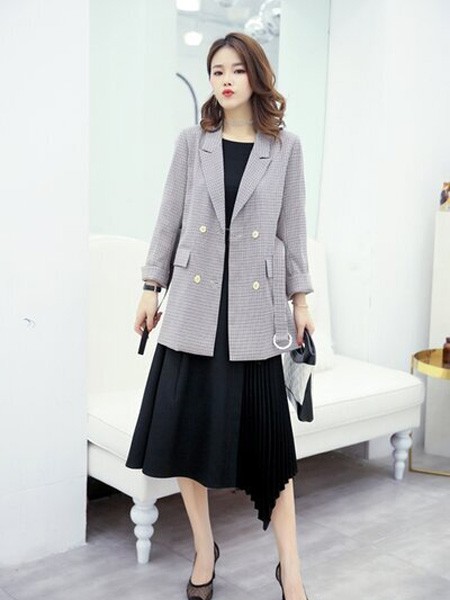 摩纳珂女装2021秋冬季黑色不对称连衣裙