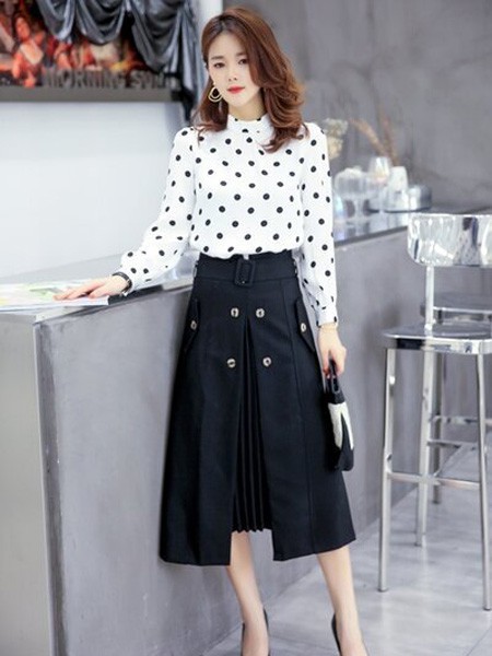 摩纳珂女装2021秋冬季白色波点雪纺衫