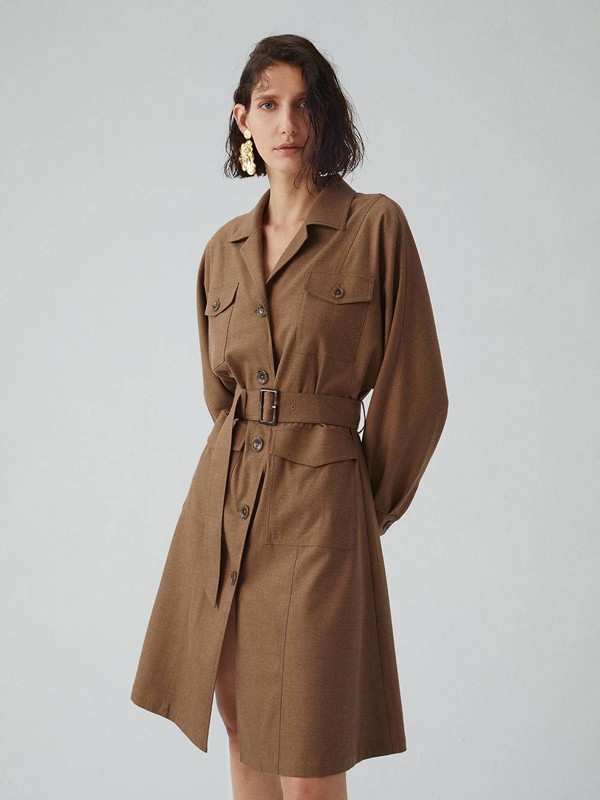 Re女装2021秋冬季卡其色收腰连衣裙