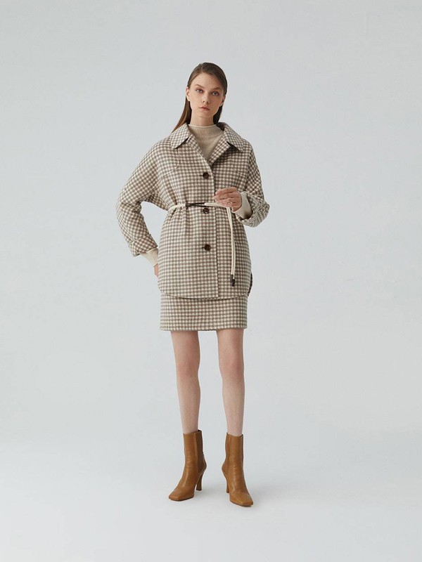 Re女装2021秋冬季米色格子短裙