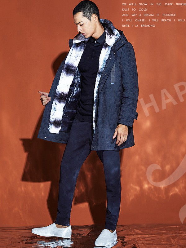 洛德利格2021秋冬季藏蓝色纯色外套