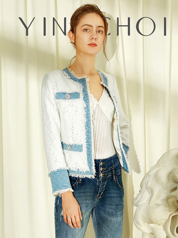 千颖2021秋冬季白色格子西装