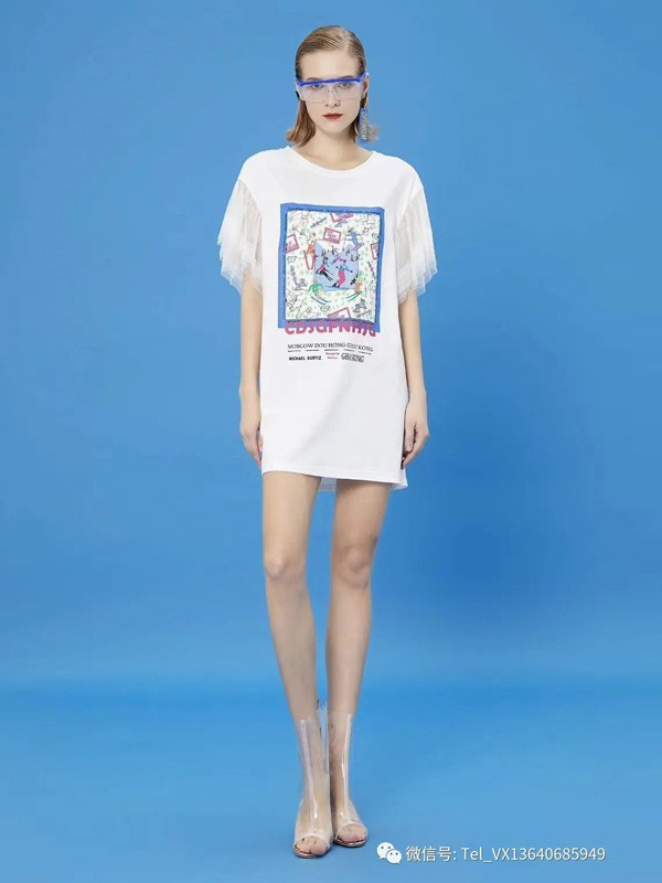 朗美睿2022春夏季白色印花连衣裙