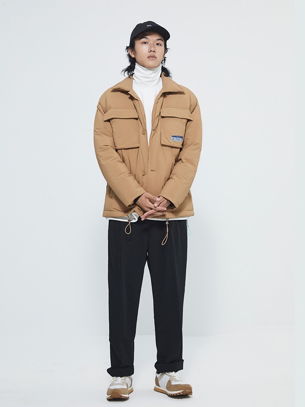 甲子三组男装2021秋冬季卡其色印花外套