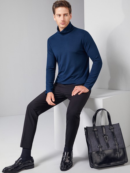 时代森迪男装2021秋冬季藏蓝色高领针织衫