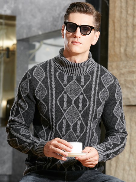 时代森迪男装2021秋冬季黑色印花毛衣