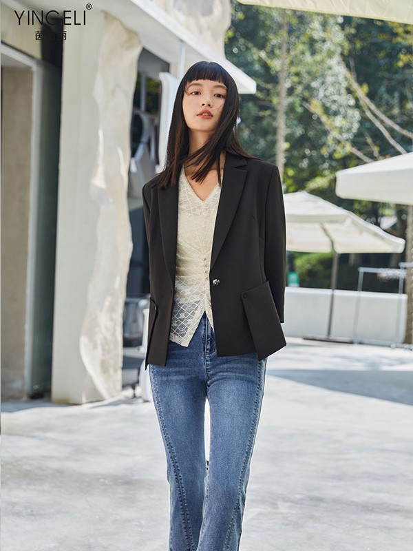 茵格丽2022春夏季黑色纯色西装