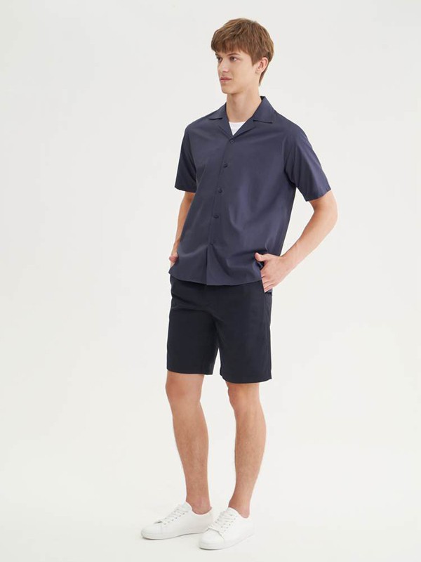 O.C.E.休闲装2022春夏季黑色纯色短裤