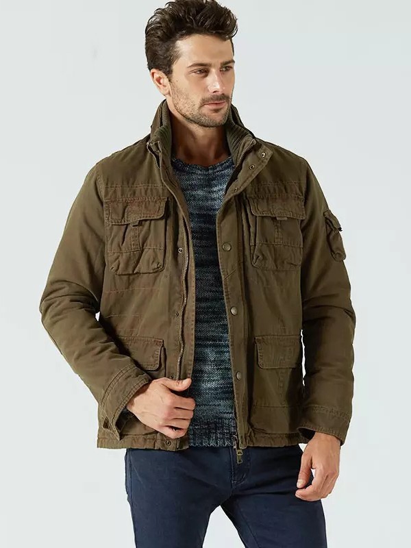 万宝路男装2021秋冬季军绿色纯色外套