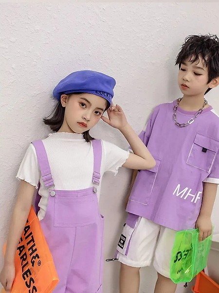麦哈·派2022春夏季紫色字母T恤