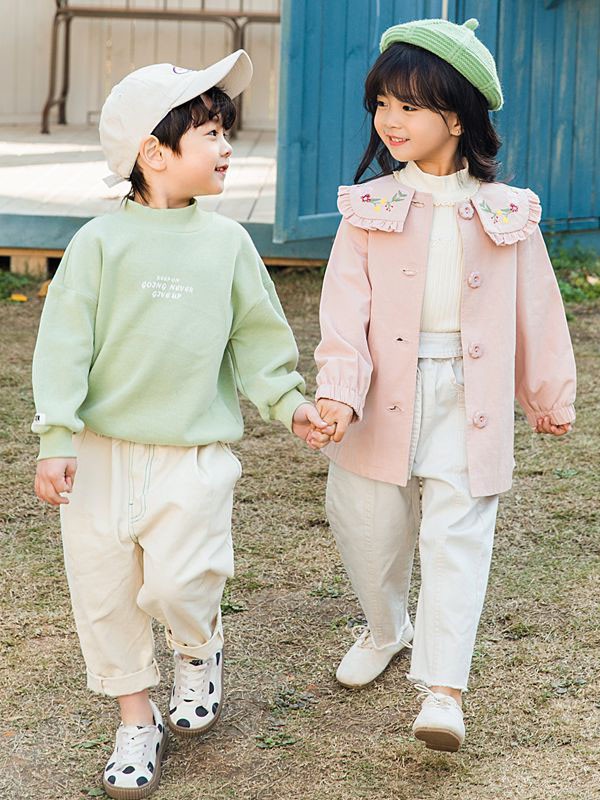 五岳童盟童装2022春夏季绿色字母T恤