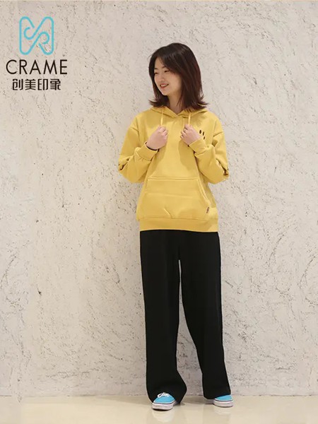 ​创美印象女装2021秋冬季黄色纯色卫衣