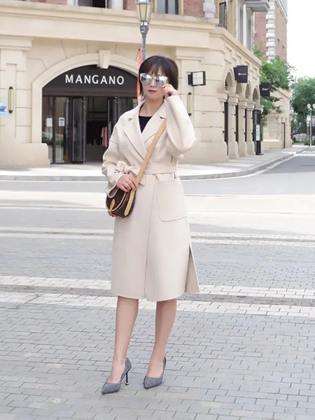 ​创美印象女装2021秋冬季白色纯色大衣