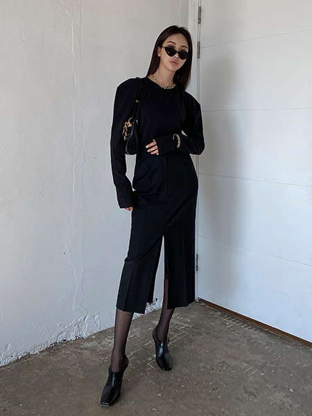 apMStyle女装2021秋冬季黑色开叉包臀裙