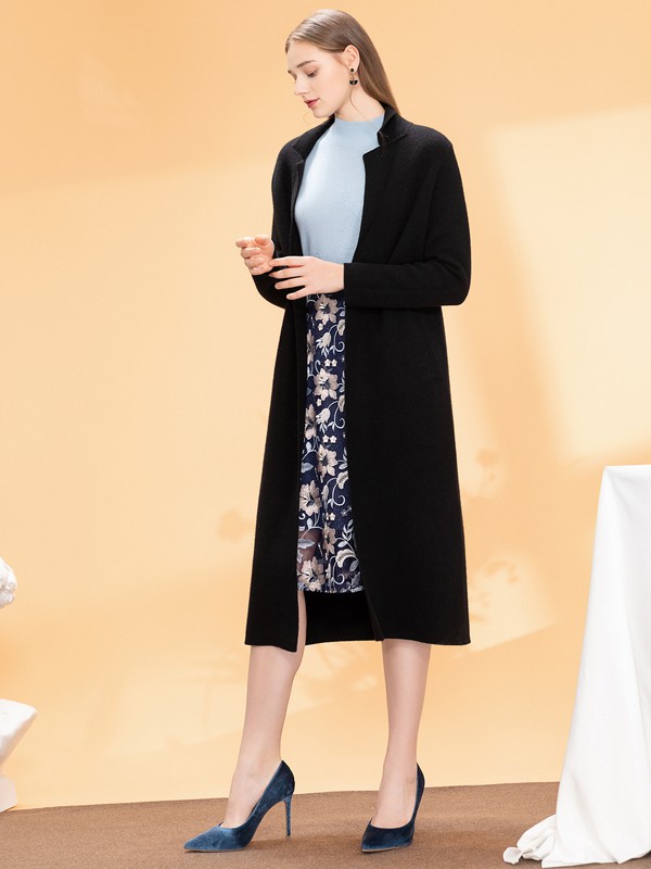 ​伊诗夏兰薇2021秋冬季黑色纯色大衣