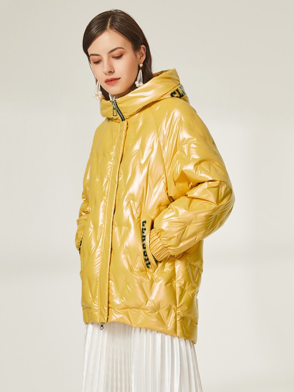 皮尔卡丹女装2021秋冬季黄色高领羽绒服