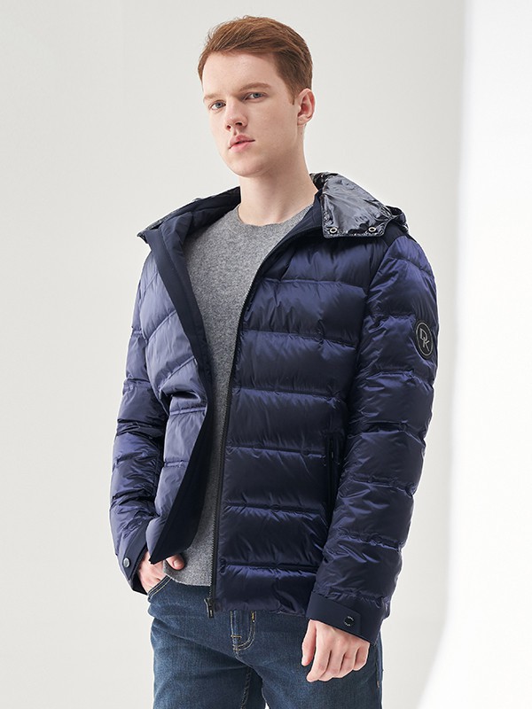 唐可娜儿2021秋冬季藏蓝色连帽羽绒服