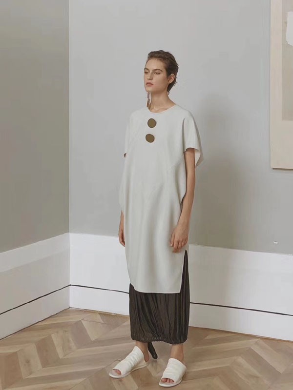 Vmajor女装2022春夏季白色印花连衣裙