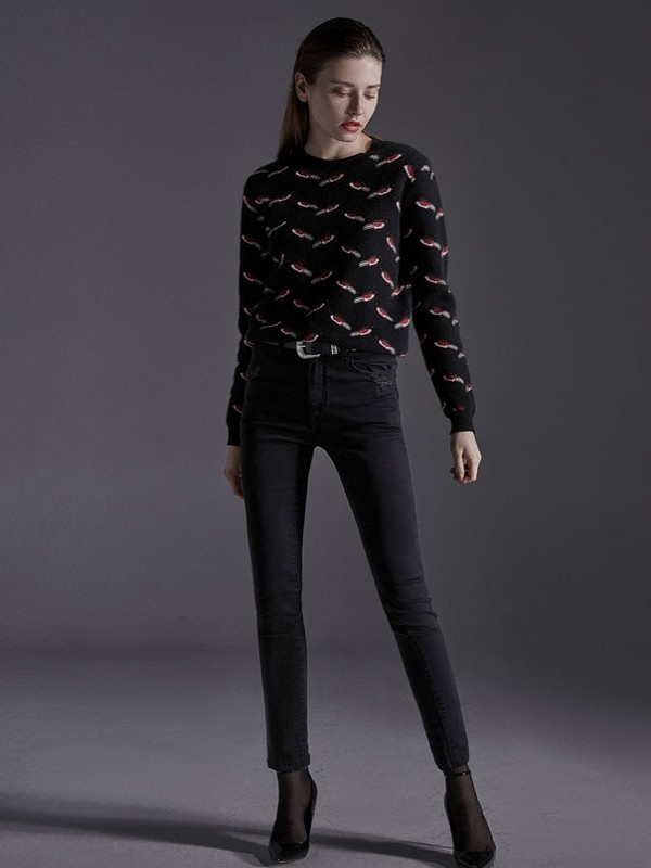 艾琳睿女装2021秋冬季黑色字母衬衫