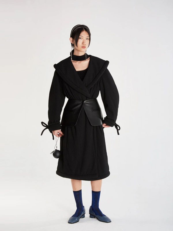 ​FENGYITAN2021秋冬季黑色纯色大衣