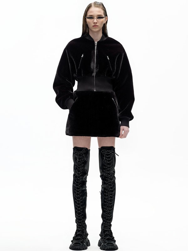 ​angelChen女装2021秋冬季黑色纯色短裙