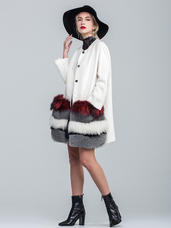 昭奈华裕女装2021秋冬季白色带毛领大衣