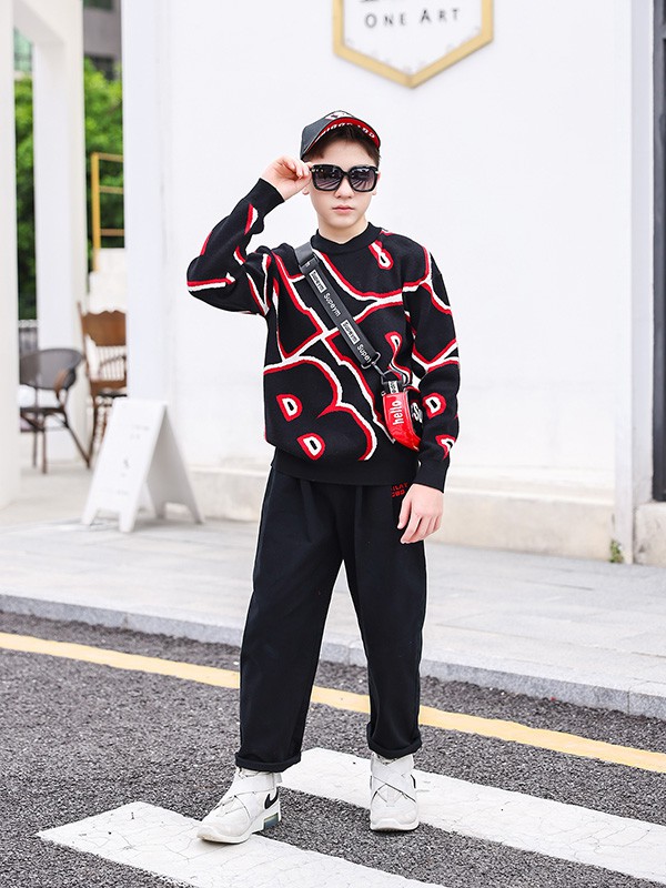 糖果布丁2021秋冬季黑色印花T恤