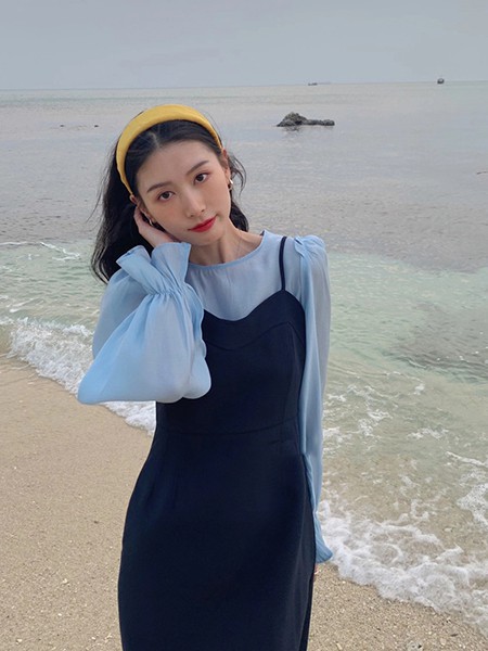 桔尚2022春夏季肤色纯色吊带裙