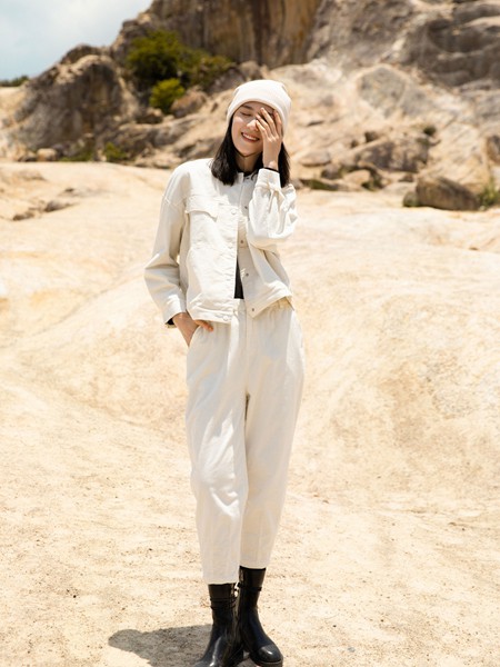 堓上2021秋冬季白色纯色长裤