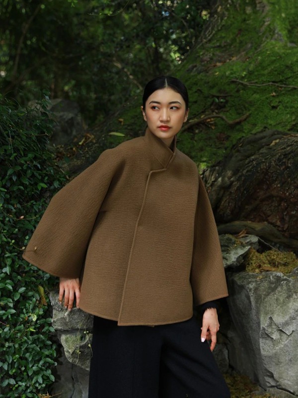 荷木女装2021秋冬季棕色宽松大衣