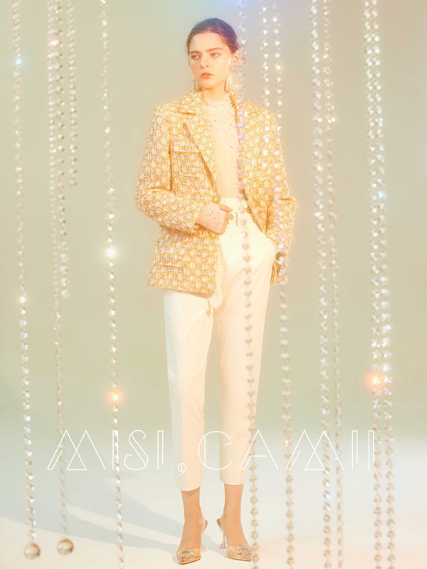 Misi2022春夏季黄色印花西装