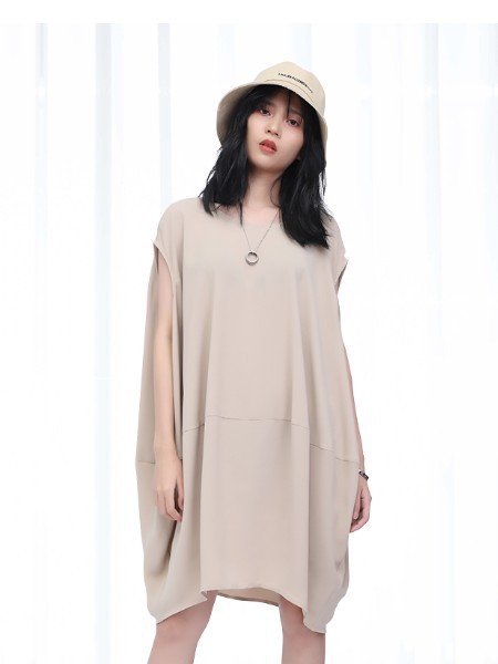 纳兰羽女装2021春夏季棕色宽松连衣裙