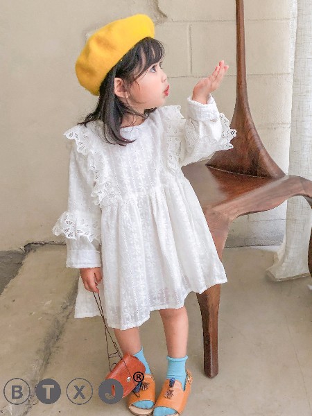 半糖小记童装2022春夏季白色荷叶边连衣裙