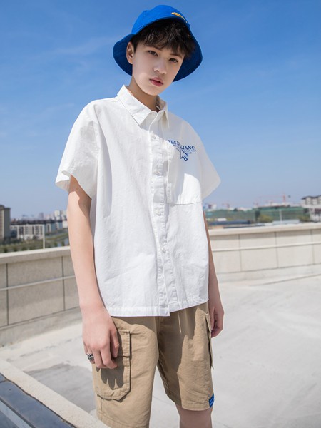 贝贝睿亲2022春夏季白色印花衬衫