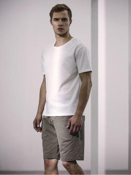 FARMERTEA男装2022春夏季白色纯色T恤