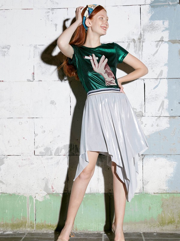 JUNNE女装2022春夏季绿色印花T恤