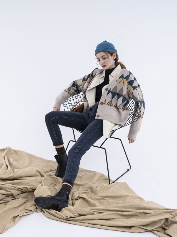 读色女装2021秋冬季黑色纯色长裤