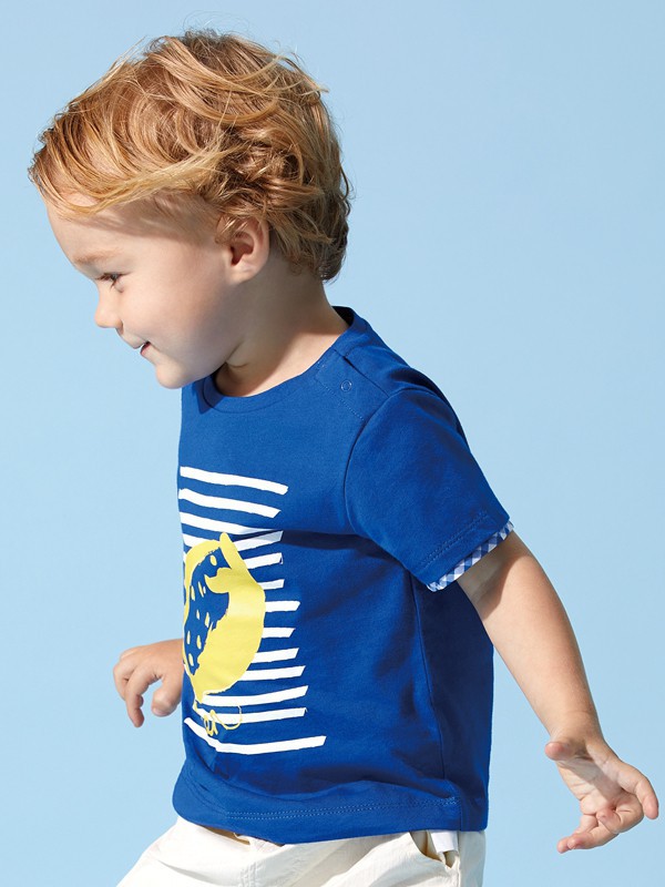 卓儿童装2022春夏季蓝色印花T恤