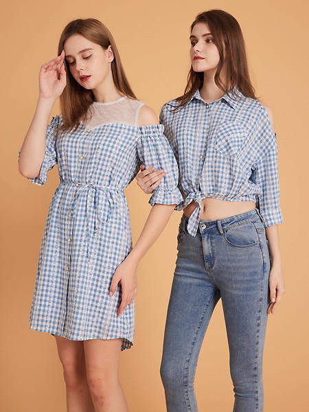 集娴2022春夏季蓝色格子连衣裙